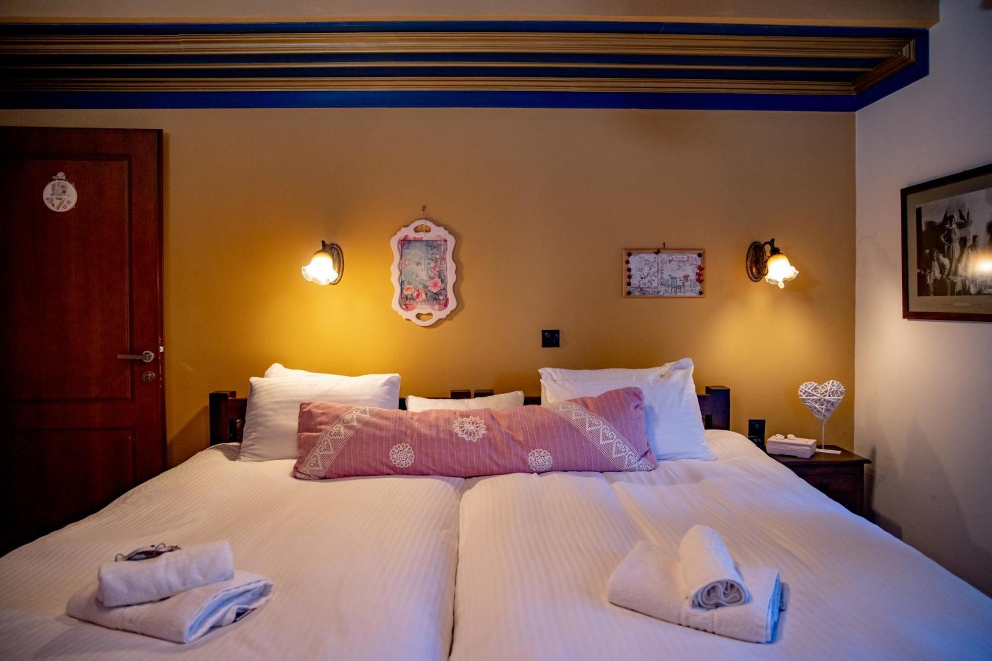 Arktouros Hotel Monodendri Eksteriør bilde
