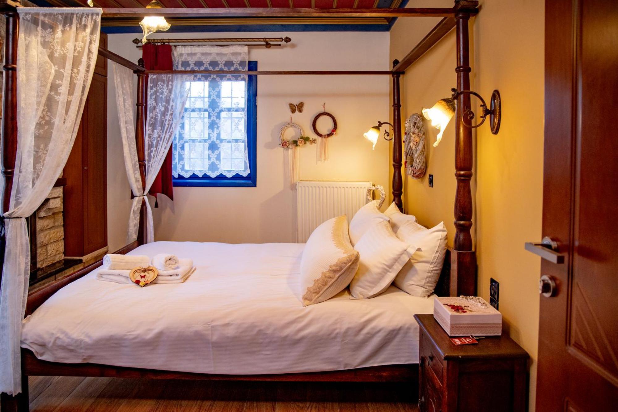 Arktouros Hotel Monodendri Eksteriør bilde