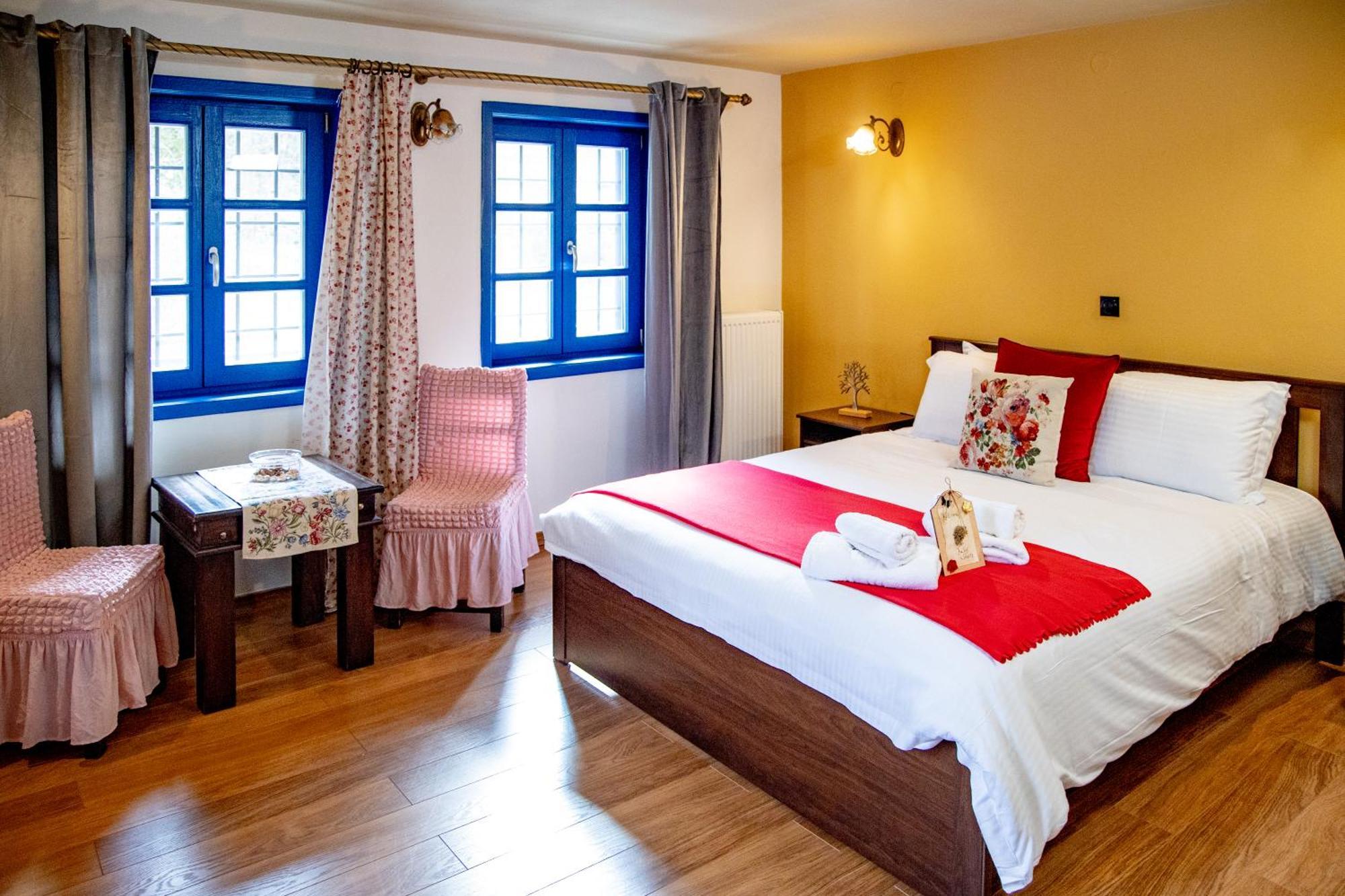 Arktouros Hotel Monodendri Eksteriør bilde