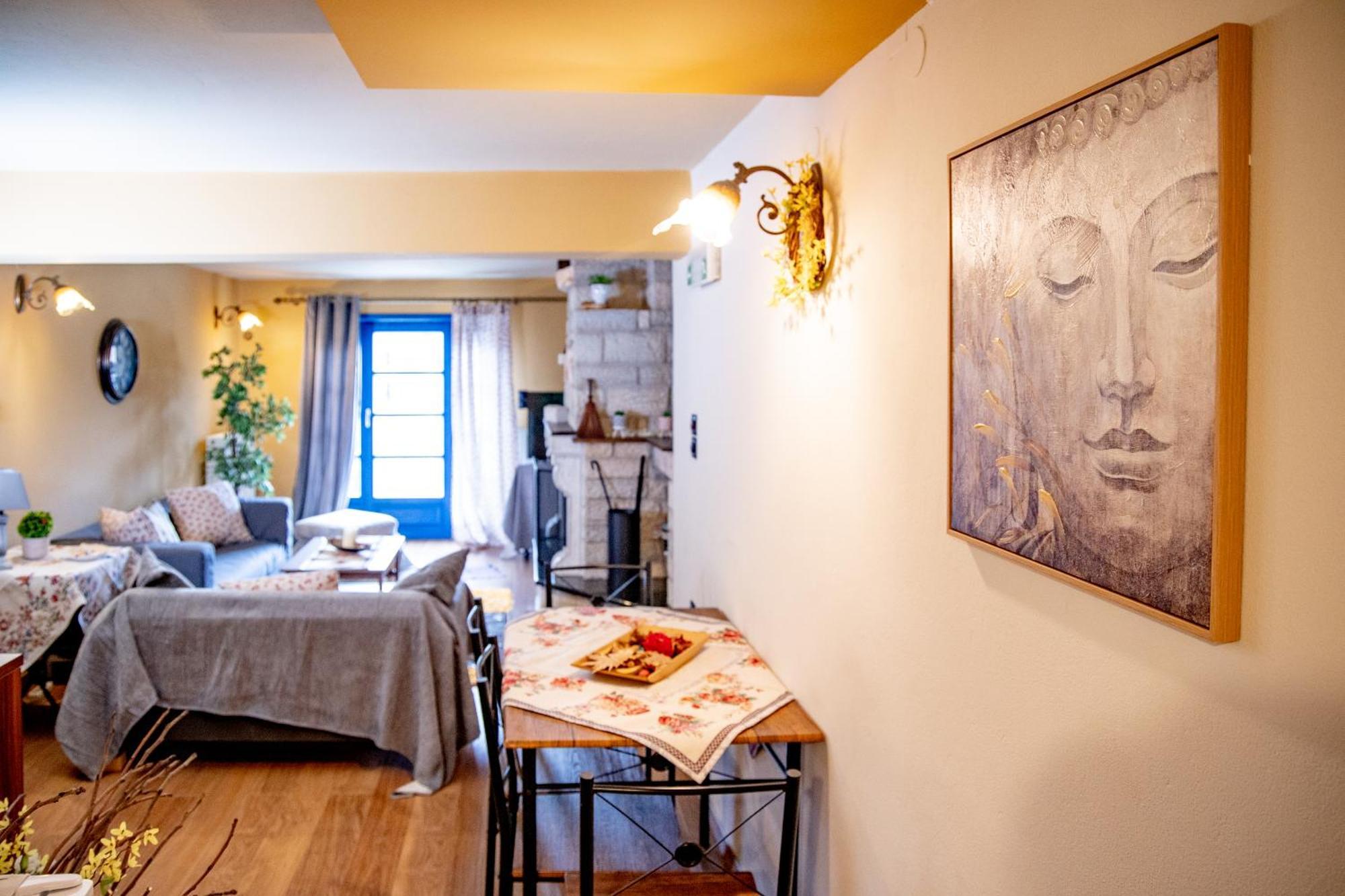 Arktouros Hotel Monodendri Eksteriør bilde