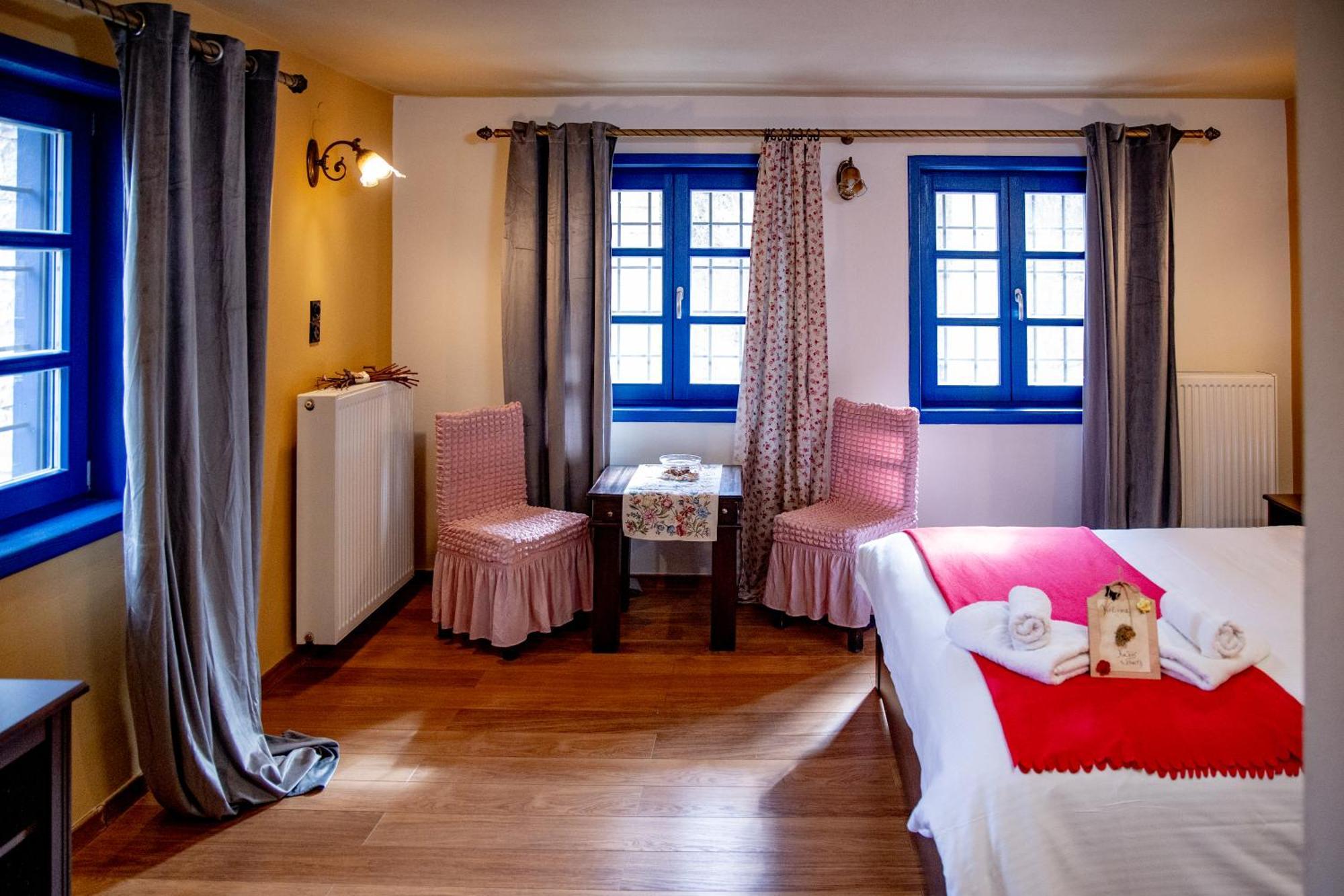 Arktouros Hotel Monodendri Eksteriør bilde
