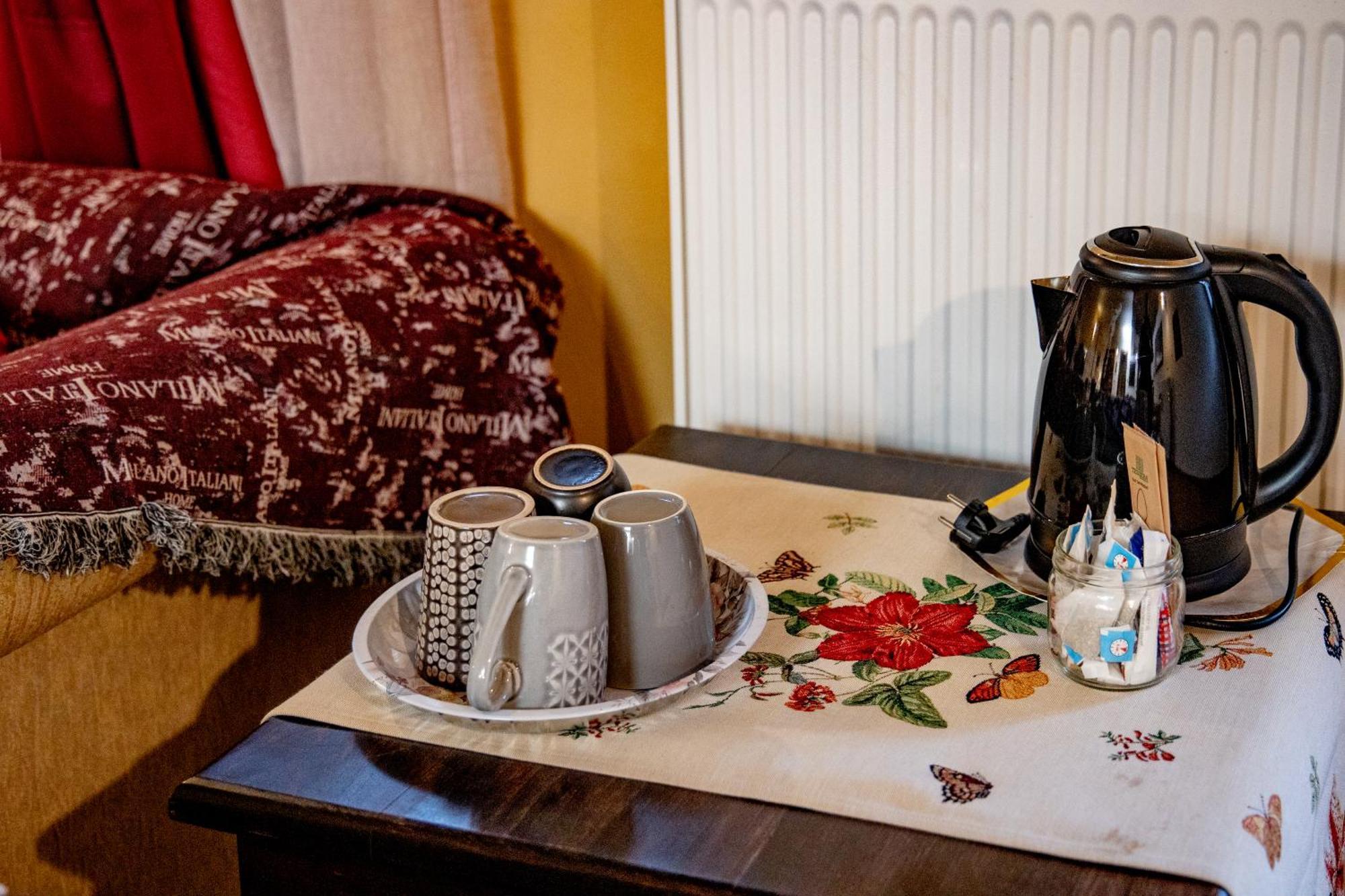 Arktouros Hotel Monodendri Eksteriør bilde